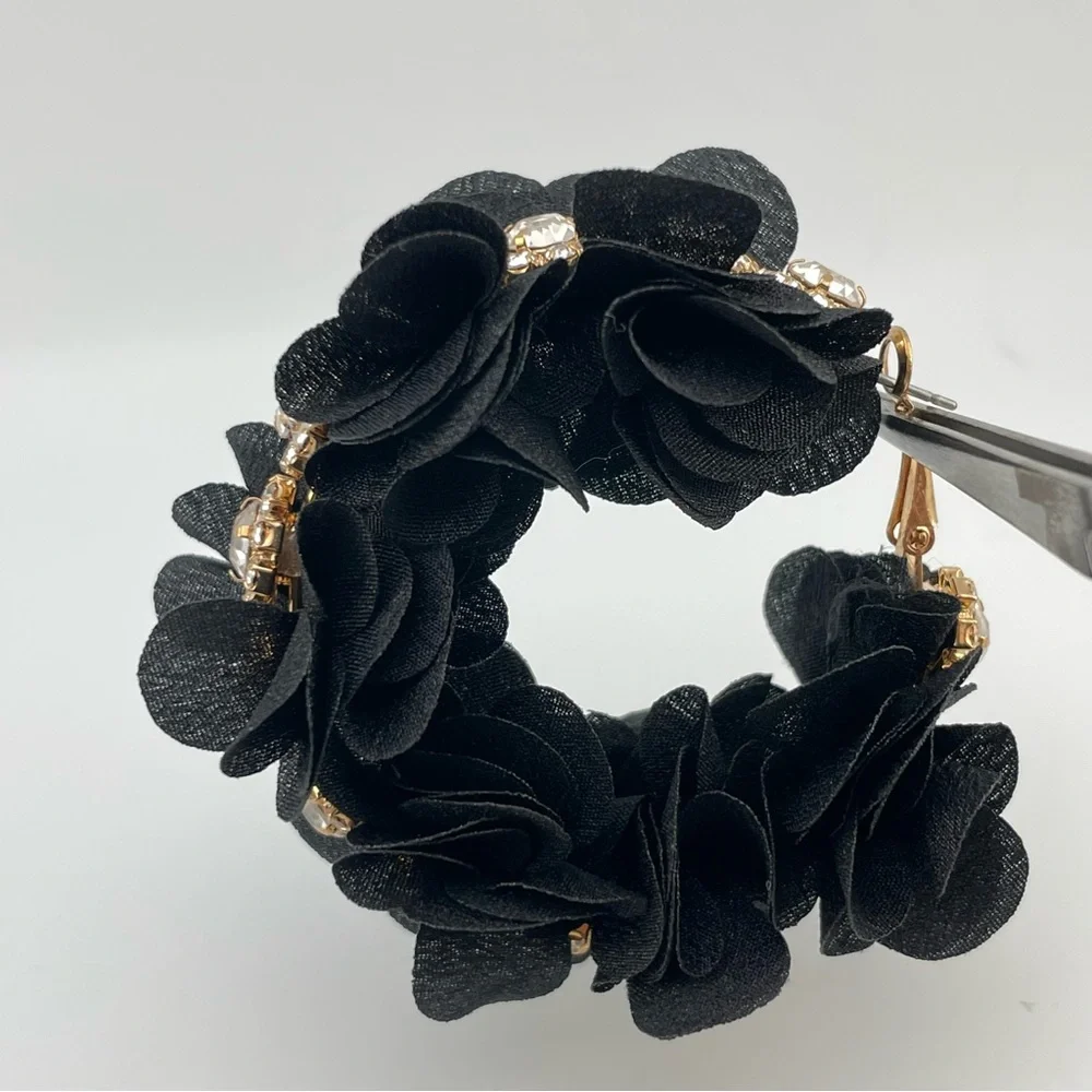 STUNNING FABRIC FLOWER CRYSTAL HOOP EARRINGS (BLACK)